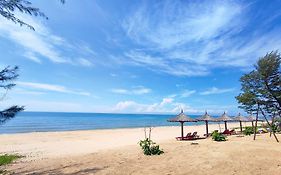 Full Moon Village Resort
